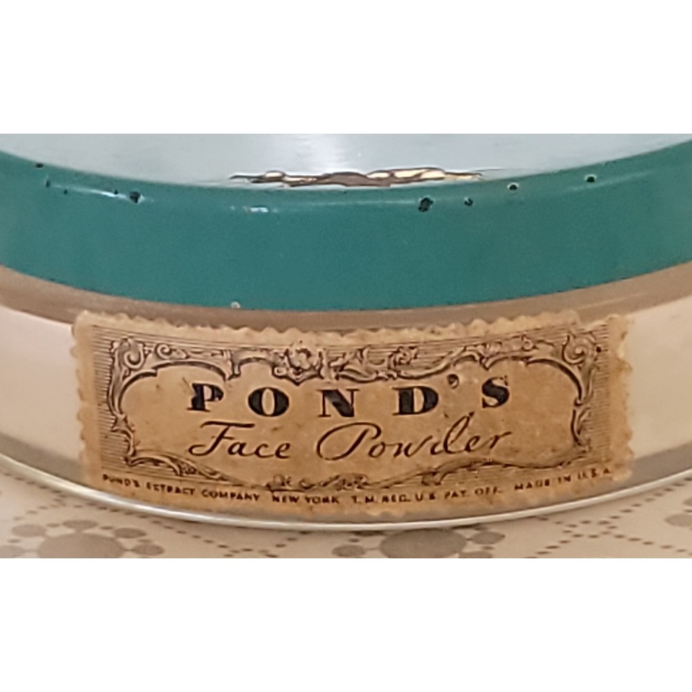 Vintage early Ponds Face Powder Tin Teal Lid‎ Collectible Cosmetic Container